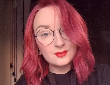 Miniatura: Red Lipstick Monster ma koronawirusa....