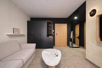 Harmony Valley Resort w Szklarskiej Porębie zaprojektowany przez Tremend to nowy hotel dla dorosłych, którego wnętrza zaprojektowano z inspiracji karkonoskim krajobrazem, lokalnym rzemiosłem i współczesnym designem 