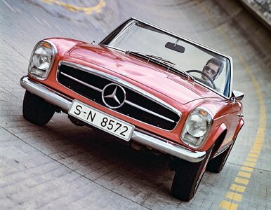 Legendarna Pagoda ma już 60 lat. Mercedes-Benz 230 SL debiutował w Genewie