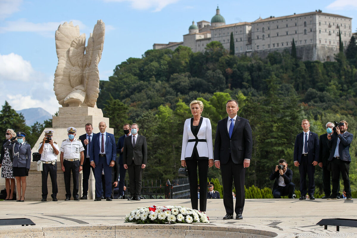 Wizyta pary prezydenckiej na Monte Cassino 