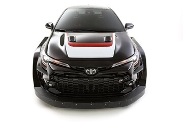 Ekstremalne Toyoty na&nbsp;targach SEMA