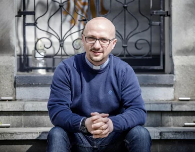 Miniatura: Parafianka bała się, jak ksiądz ocenia...