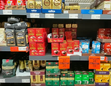 Miniatura: Aldi sypnęło rabatami na kawę. Lavazza 45...