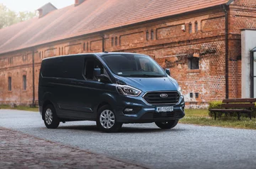 Ford Transit Custom Plug-In Hybrid 