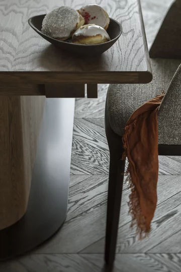 Ciepłe wnętrze zaprojektowane przez Poco Design 