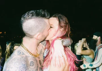 Behati Prinsloo i Adam Levine 