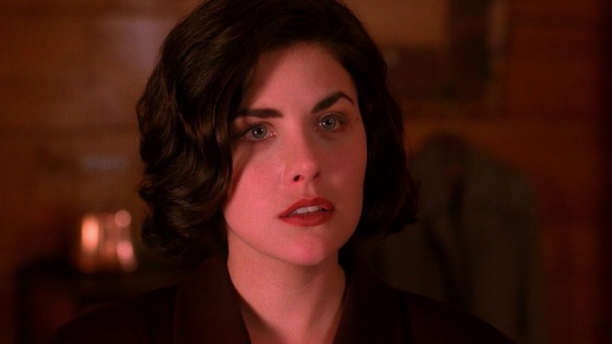 Sherilyn Fenn jako Audrey Horne w serialu „Miasteczko Twin Peaks” (1990) 