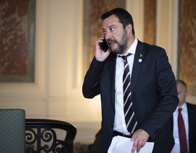 Mimo zakazu statek z migrantami zacumował na Lampedusie. Kapitan...