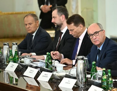 Miniatura: Tusk i Czarzasty popędzają Nawrockiego....