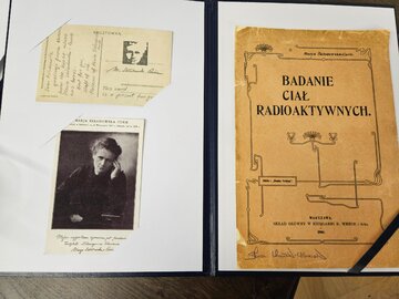 Obiekty z&nbsp;Muzeum Marii Skłodowskiej-Curie wr&oacute;ciły z&nbsp;kosmosu do&nbsp;Warszawy