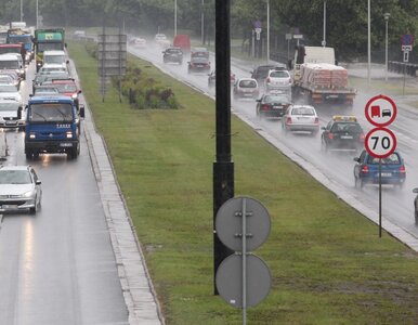 Miniatura: Woda znów zalewa tunel Wisłostrady