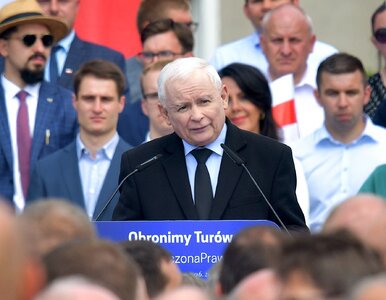 Miniatura: PiS z mniej niż 200 posłami w najnowszym...