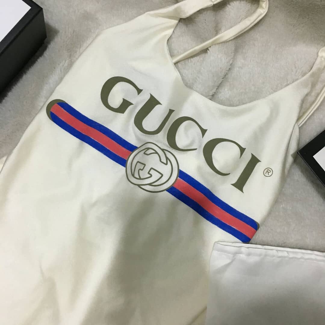 Kostium Gucci 