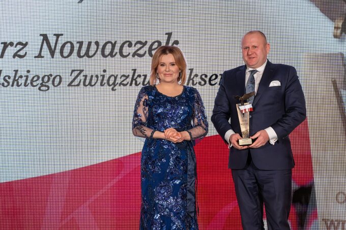 Anna Krupka, wiceminister sportu i turystyki i laureat Orła, Grzegorz Nowaczek, prezes Polskiego Związku Bokserskiego.
