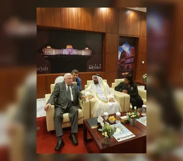 Lech Wałęsa na forum w Dubaju 