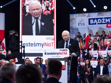 Miniatura: Kaczyński przedstawił nowe hasło wyborcze....