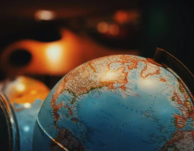 Miniatura: Zakręcony QUIZ ze stolic. My podajemy...