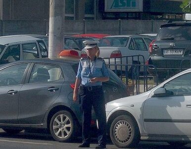 Miniatura: Co trzeci rumuński policjant dostał pracę...