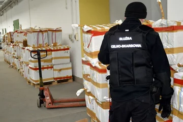 Zatrzymany przez KAS transport podróbek 