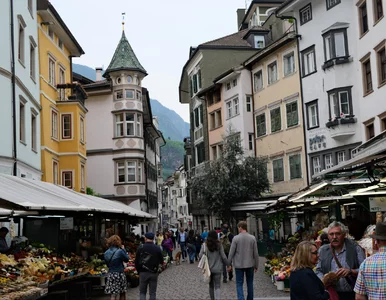 Miniatura: Z Polski do włoskiego kurortu...