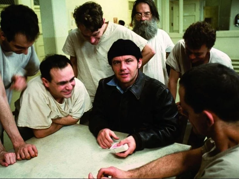 W tytule filmu brakuje jednego wyrazu. Wiesz jakiego?