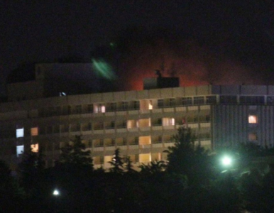 Miniatura: Atak na hotel w Kabulu. Napastnicy wzięli...