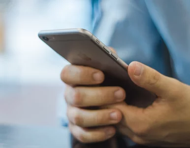 Miniatura: RCB ostrzega Polaków przed podejrzanymi...