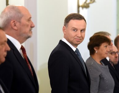 Miniatura: Najnowszy sondaż: Polacy najbardziej ufają...