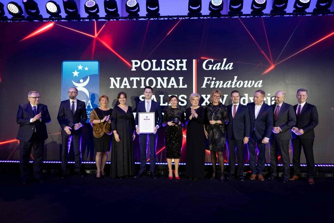 Kapituła Sędziowska PNSA i finaliści kategorii Supersprzedawca – Michał Kamiński, Kamila Radziwanowska