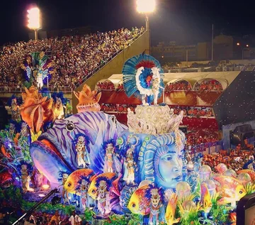 Parada podczas karnawału w Rio 
