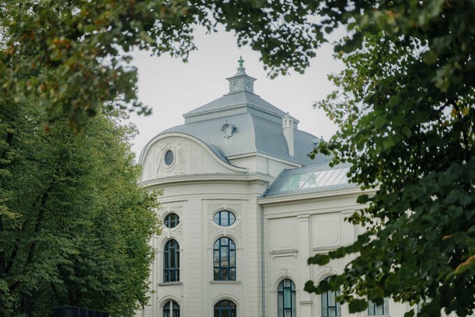 Duża część architektury reprezentuje styl Art Nouveau