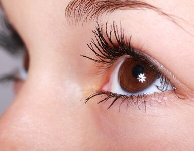 Miniatura: Badanie: wydzieliny z oka mogą być źródłem...