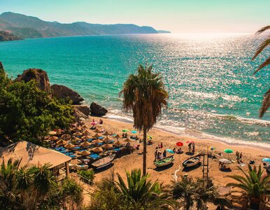 Miniatura: Tu słońce świeci przez 300 dni w roku....