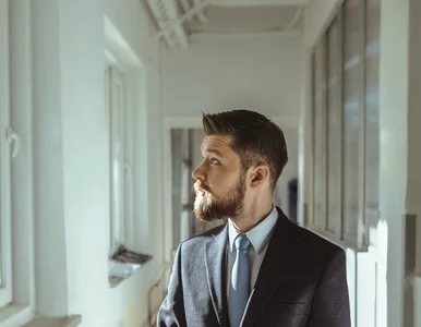 Miniatura: Remigiusz Mróz zaskoczył nową powieścią....