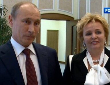 Miniatura: Była żona Putina próbuje sprzedać...