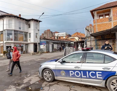 Miniatura: Policjant zginął w nocnym ataku. Napięcie...