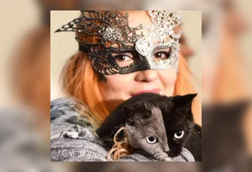 "Kot o dwóch twarzach" 