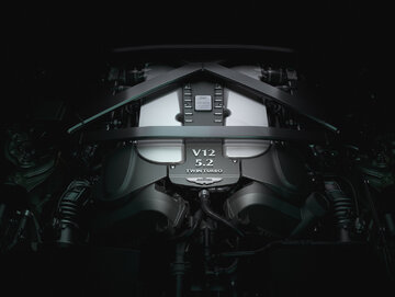 Aston Martin V12 Vantage