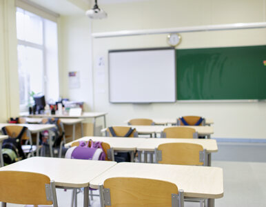 „Alarm” TVP Info nagłaśnia „romans” nauczycielki z 14-letnim uczniem....