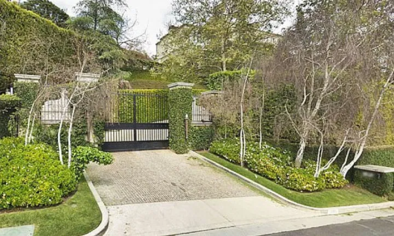 Dom sprzedany przez Elona Muska w Bel Air w Los Angeles 