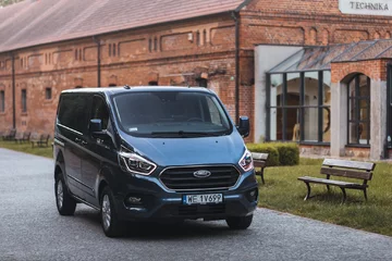 Ford Transit Custom Plug-In Hybrid 