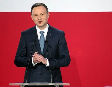 Miniatura: Duda na razie tylko z prywatną ochroną