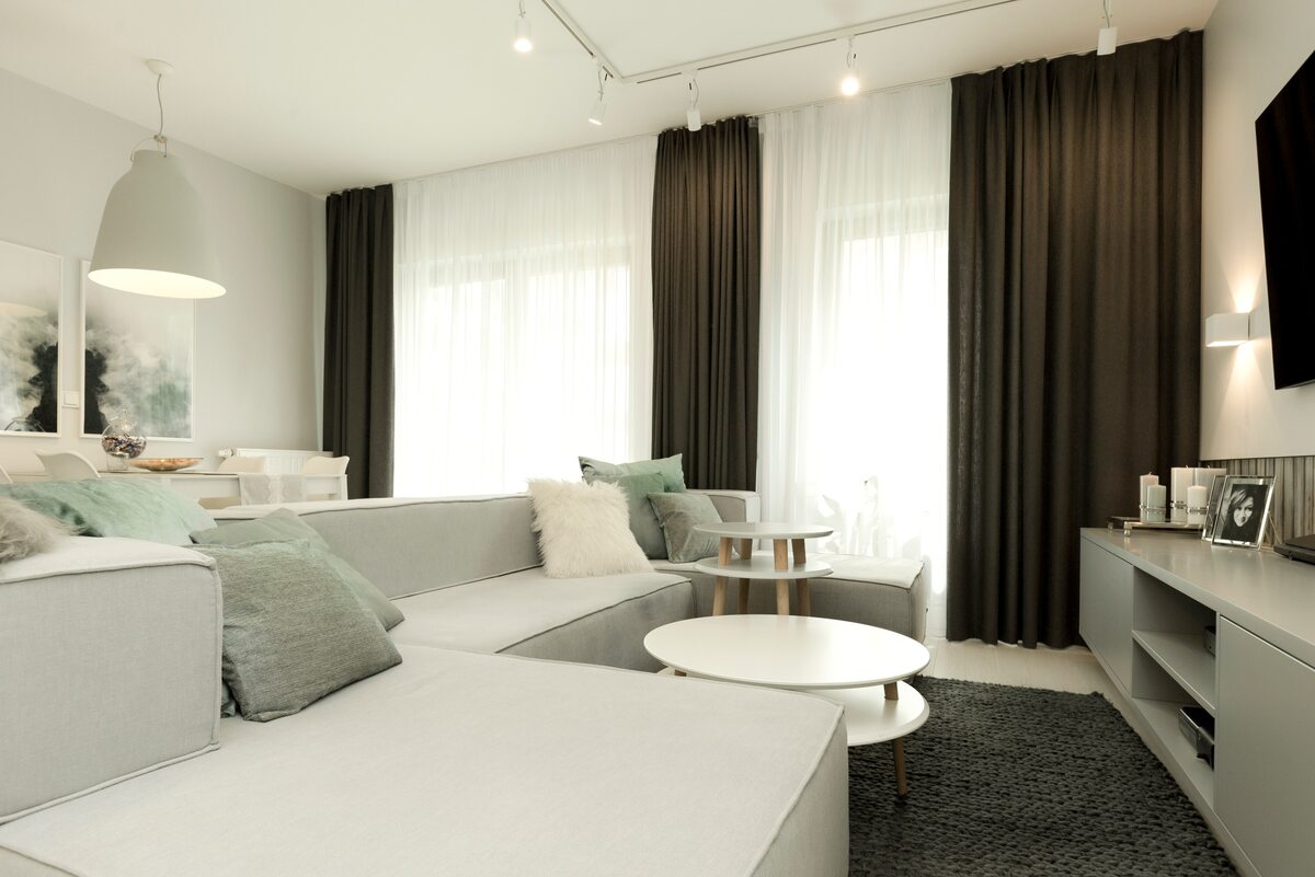 Mieszkanie w stylu skandynawskiego minimalizmu. Projekt: Mango Investments 