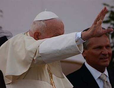 Miniatura: Jan Paweł II poczeka na beatyfikację