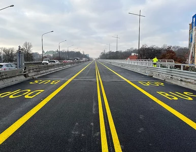 Miniatura: Warszawiacy już mogą jeździć nowym...