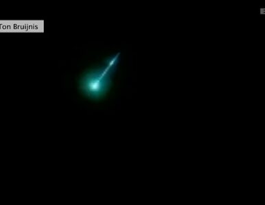 Miniatura: Wyjątkowo jasny meteor przeciął niebo nad...