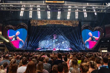 P!nk Beautiful Trauma World Tour Andrew MacPherson