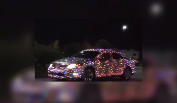 Auto Brandona Woodena 