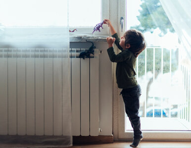 Miniatura: Meble „kradną” ci ciepło! Przesuń kanapę o...