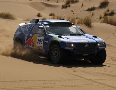 Miniatura: Rajd Dakar: 680 pojazdów dopłynęło do...